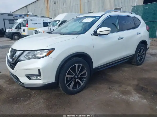 5N1AT2MV3KC757713 2019 NISSAN ROGUE - Image 2