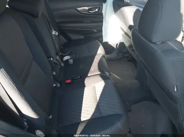 5N1AT2MV3KC758764 2019 NISSAN ROGUE - Image 8