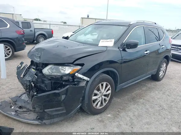 5N1AT2MV3KC760742 2019 NISSAN ROGUE - Image 2
