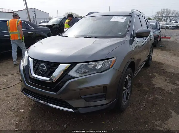 5N1AT2MV3KC770350 2019 NISSAN ROGUE - Image 2