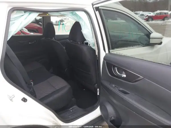 5N1AT2MV3KC771353 2019 NISSAN ROGUE - Image 8