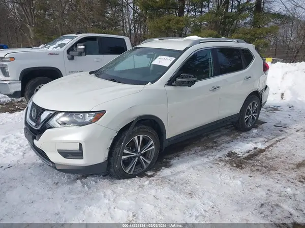 5N1AT2MV3KC773183 2019 NISSAN ROGUE - Image 2