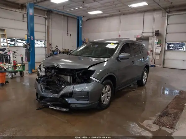 5N1AT2MV3KC781090 2019 NISSAN ROGUE - Image 2