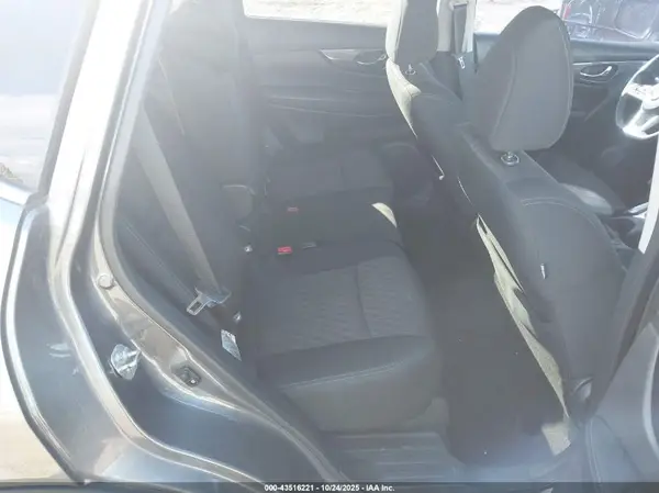 5N1AT2MV3KC787407 2019 NISSAN ROGUE - Image 8