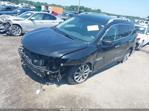 5N1AT2MV3KC811995 2019 NISSAN ROGUE - Image 2