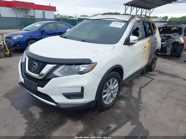 5N1AT2MV3KC816212 2019 NISSAN ROGUE - Image 2