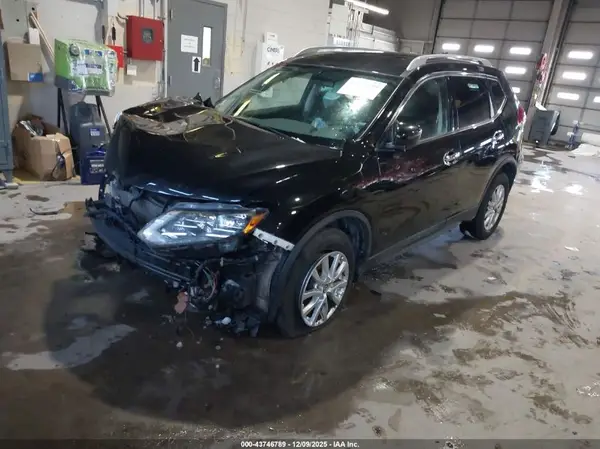 5N1AT2MV3KC823905 2019 NISSAN ROGUE - Image 2