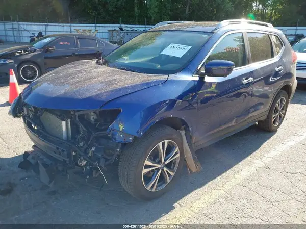5N1AT2MV3KC824357 2019 NISSAN ROGUE - Image 2