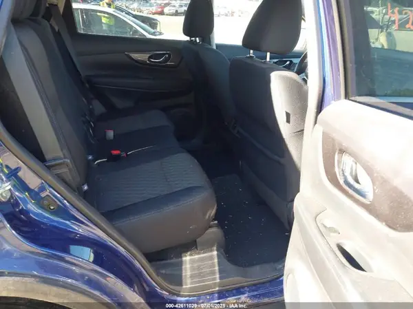 5N1AT2MV3KC824357 2019 NISSAN ROGUE - Image 8