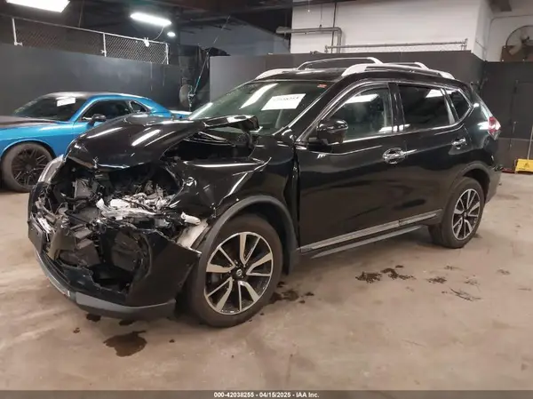 5N1AT2MV3KC828263 2019 NISSAN ROGUE - Image 2