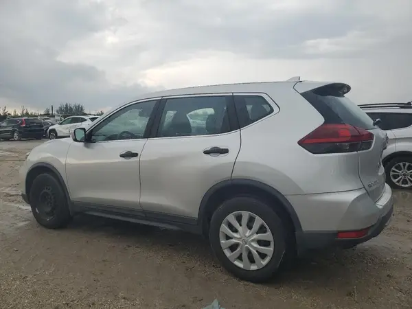 5N1AT2MV3KC829011 2019 NISSAN ROGUE - Image 2
