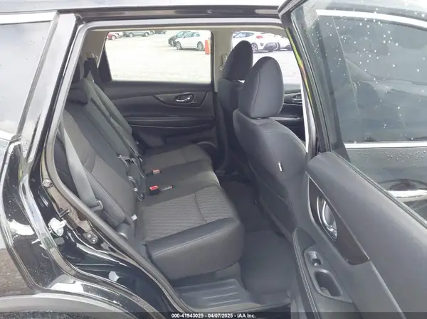 5N1AT2MV3KC829543 2019 NISSAN ROGUE - Image 8