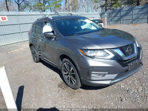 5N1AT2MV3KC830840 2019 NISSAN ROGUE - Image 1