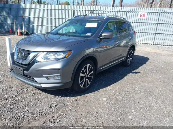 5N1AT2MV3KC830840 2019 NISSAN ROGUE - Image 2