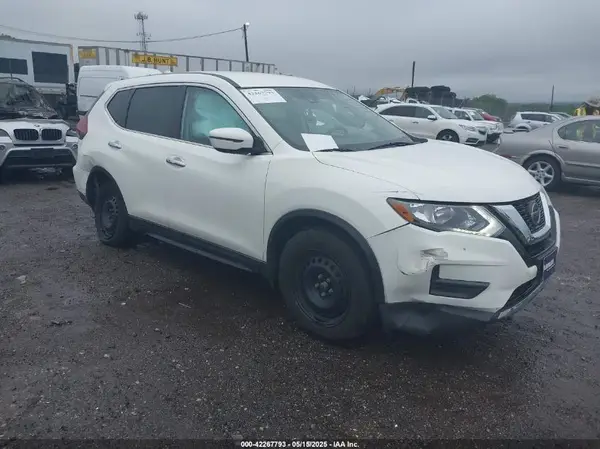 5N1AT2MV3KC831907 2019 NISSAN ROGUE - Image 1