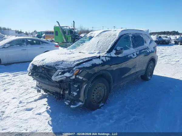 5N1AT2MV3KC837657 2019 NISSAN ROGUE - Image 2