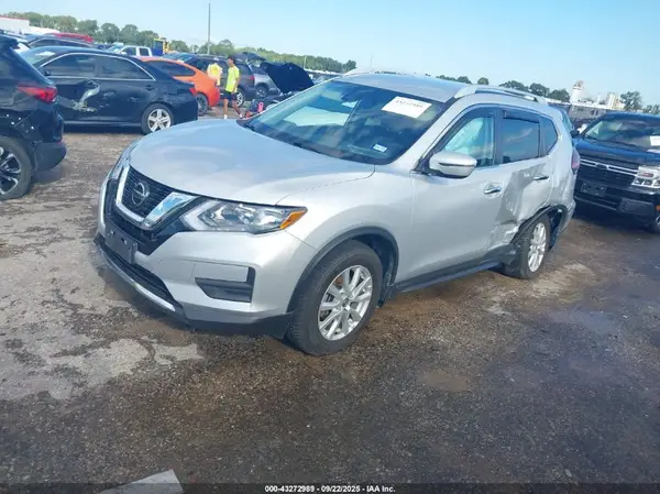 5N1AT2MV3KC840428 2019 NISSAN ROGUE - Image 2