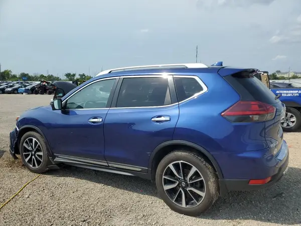 5N1AT2MV3LC712210 2020 NISSAN ROGUE - Image 2