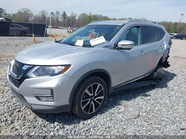 5N1AT2MV3LC725930 2020 NISSAN ROGUE - Image 2