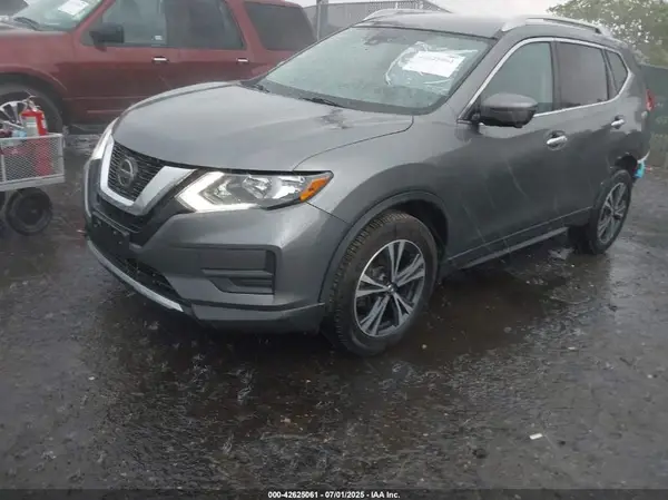 5N1AT2MV3LC730058 2020 NISSAN ROGUE - Image 2