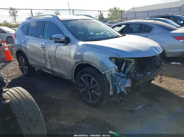 5N1AT2MV3LC752044 2020 NISSAN ROGUE - Image 1