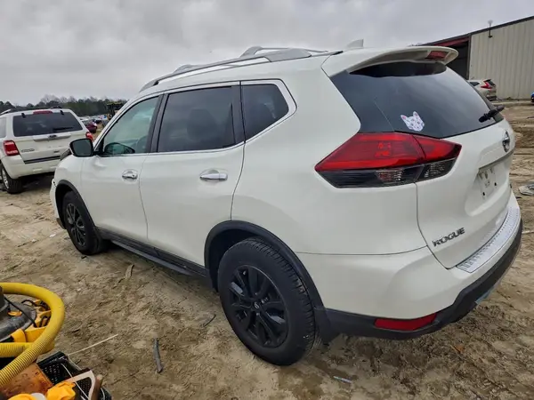 5N1AT2MV3LC753761 2020 NISSAN ROGUE - Image 2