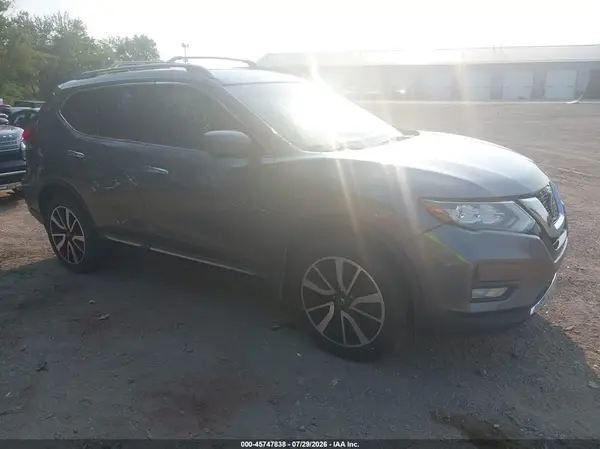5N1AT2MV3LC778840 2020 NISSAN ROGUE - Image 1