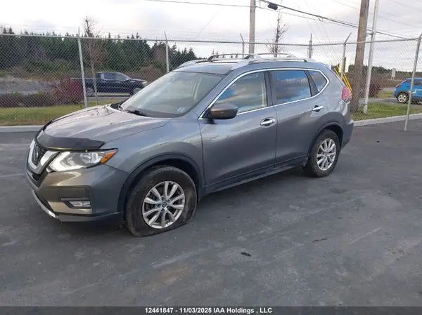 5N1AT2MV3LC784525 2020 NISSAN ROGUE - Image 2