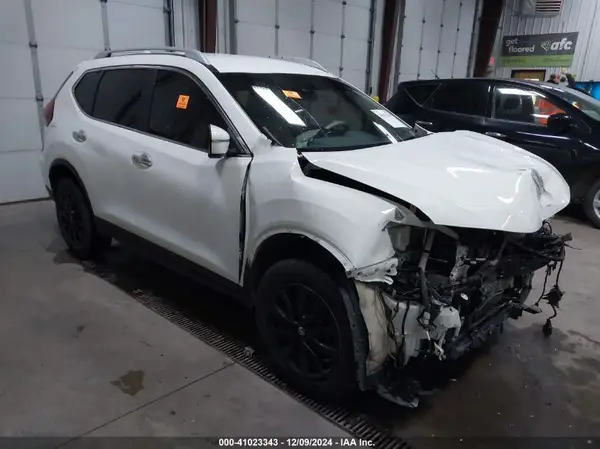 5N1AT2MV3LC793399 2020 NISSAN ROGUE - Image 1