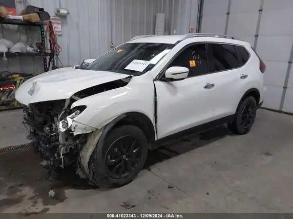 5N1AT2MV3LC793399 2020 NISSAN ROGUE - Image 2