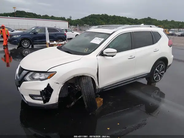 5N1AT2MV3LC793452 2020 NISSAN ROGUE - Image 2