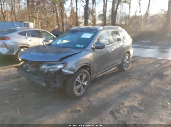5N1AT2MV3LC799882 2020 NISSAN ROGUE - Image 2
