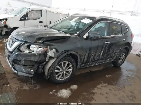 5N1AT2MV3LC809777 2020 NISSAN ROGUE - Image 2