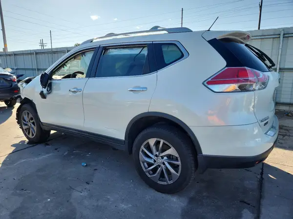 5N1AT2MV4GC730110 2016 NISSAN ROGUE - Image 2