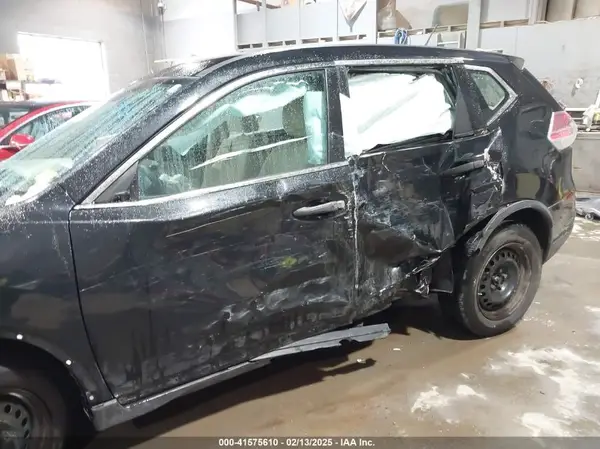 5N1AT2MV4GC731029 2016 NISSAN ROGUE - Image 2