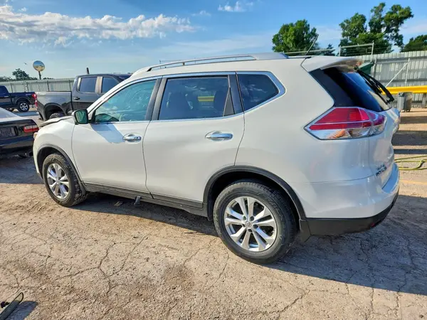5N1AT2MV4GC746307 2016 NISSAN ROGUE - Image 2