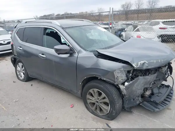 5N1AT2MV4GC747604 2016 NISSAN ROGUE - Image 1