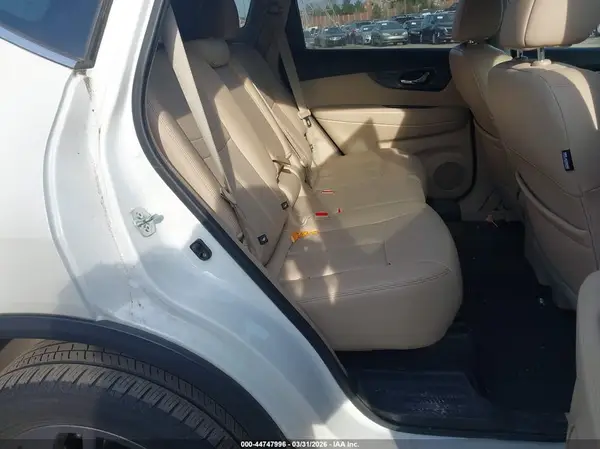 5N1AT2MV4GC752849 2016 NISSAN ROGUE - Image 8