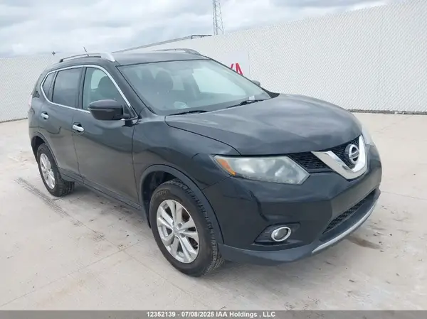 5N1AT2MV4GC755623 2016 NISSAN ROGUE - Image 1