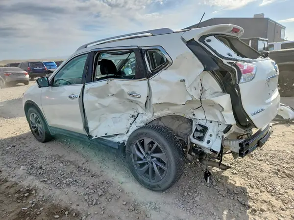 5N1AT2MV4GC764631 2016 NISSAN ROGUE - Image 2