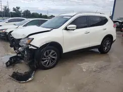 5N1AT2MV4GC771899 2016 NISSAN ROGUE