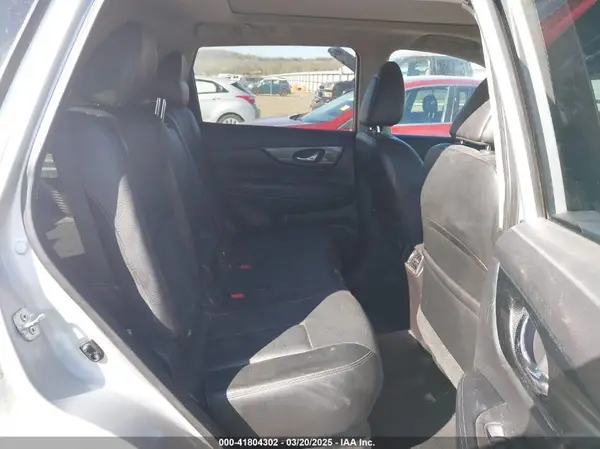 5N1AT2MV4GC772762 2016 NISSAN ROGUE - Image 8
