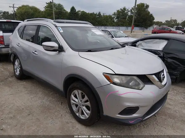 5N1AT2MV4GC773460 2016 NISSAN ROGUE - Image 1