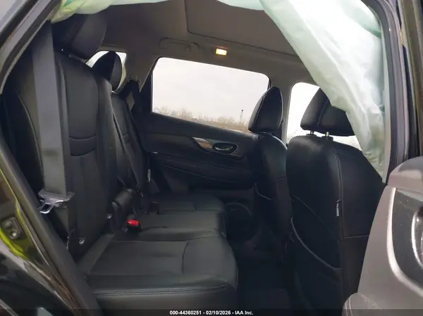 5N1AT2MV4GC784247 2016 NISSAN ROGUE - Image 8