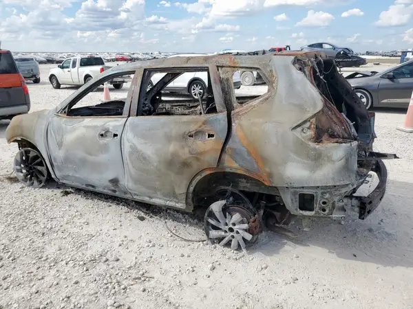 5N1AT2MV4GC789996 2016 NISSAN ROGUE - Image 2