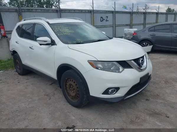 5N1AT2MV4GC792963 2016 NISSAN ROGUE - Image 1
