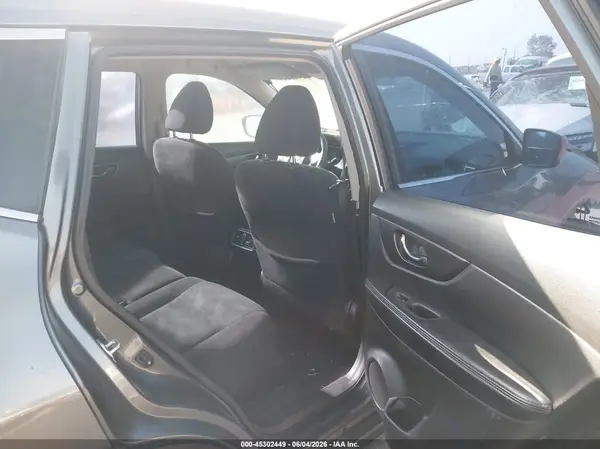 5N1AT2MV4GC798651 2016 NISSAN ROGUE - Image 8