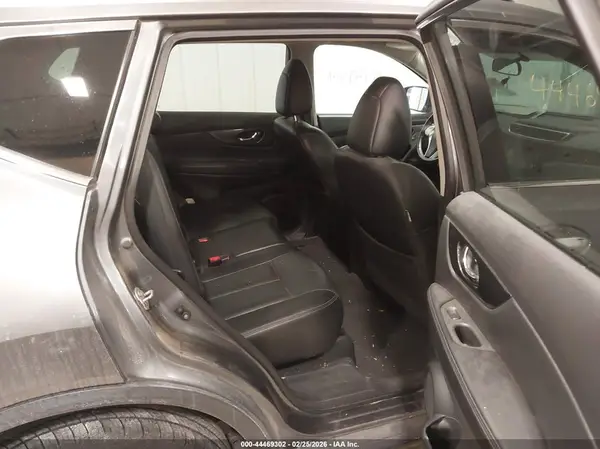 5N1AT2MV4GC800382 2016 NISSAN ROGUE - Image 8