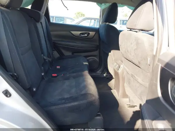5N1AT2MV4GC814198 2016 NISSAN ROGUE - Image 8