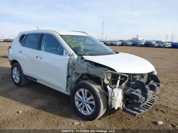 5N1AT2MV4GC817375 2016 NISSAN ROGUE - Image 1